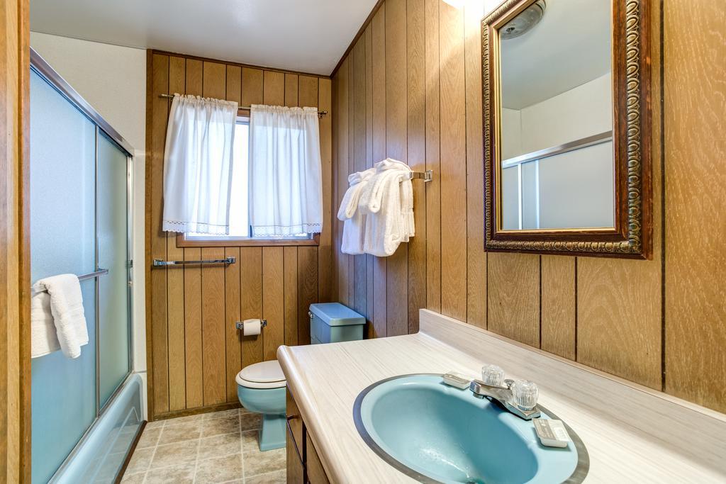 9b Deer Hollow * Wawona