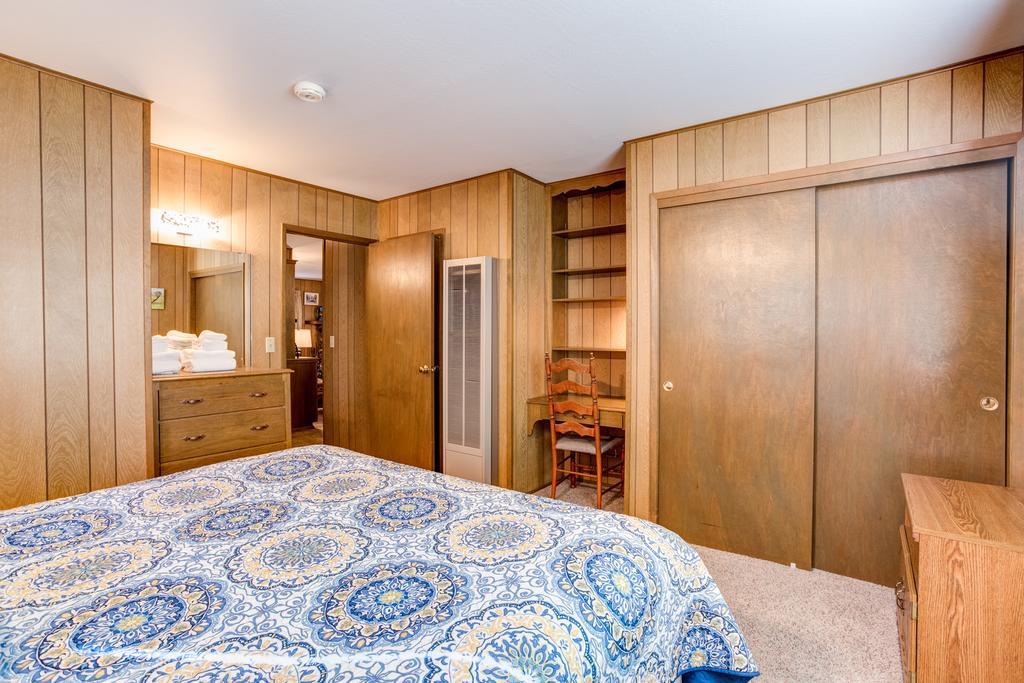 9b Deer Hollow